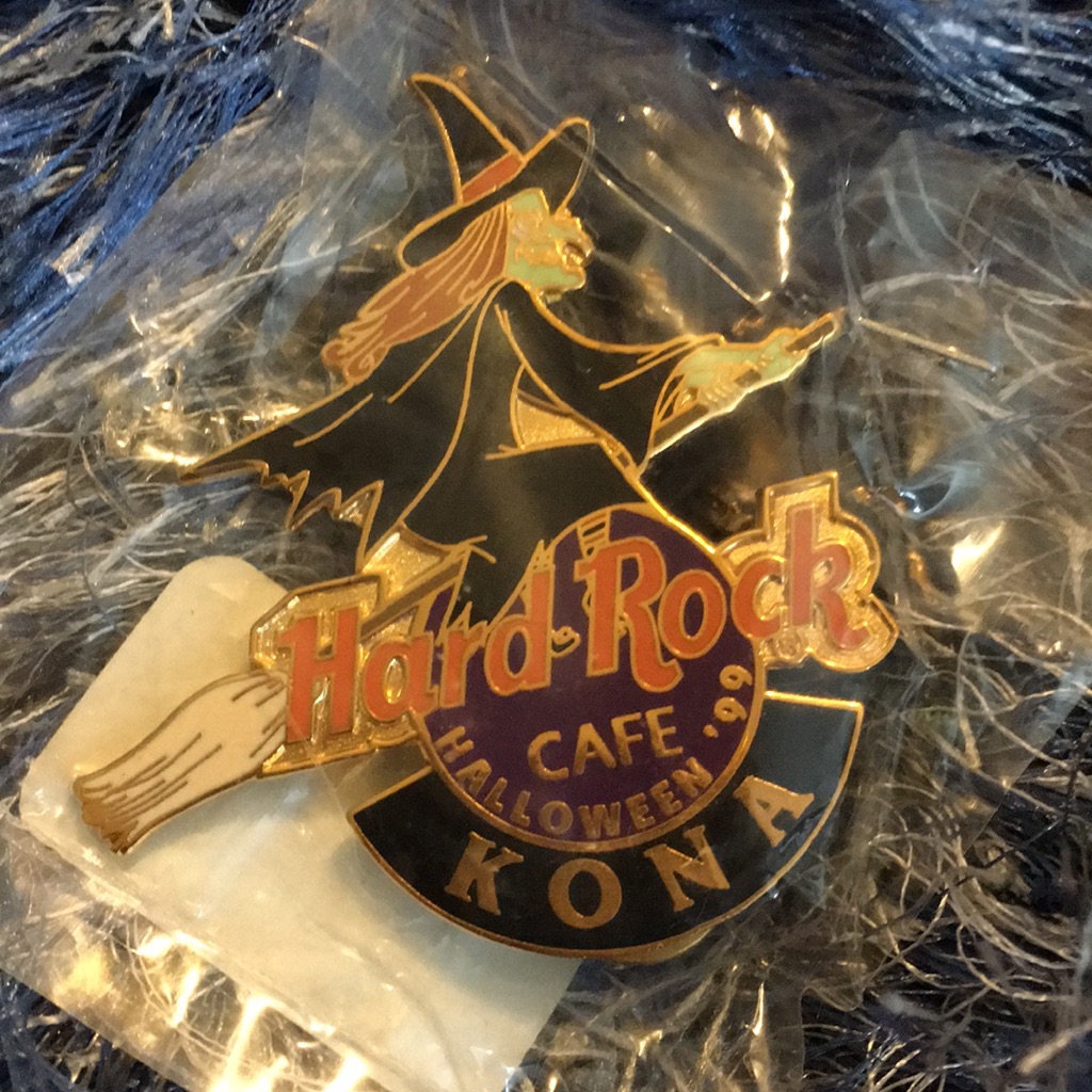 New Hard Rock Cafe Kona Halloween Witch 1999 Pin 18$